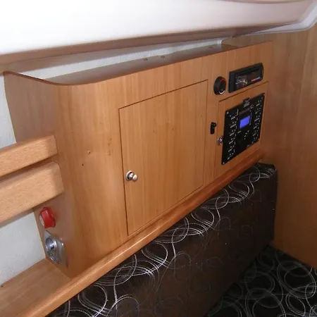 Czarter Zalew Wislany Keja ספינת מלון Kąty Rybackie